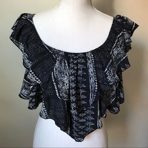 NWOT Olivaceous Print Crop Top Blouse